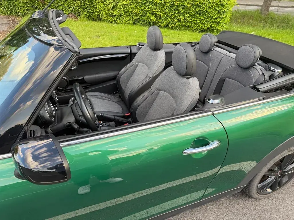 Gebraucht Mini Cooper 136 PS (100 kW) 2020 Grün Kleinwagen