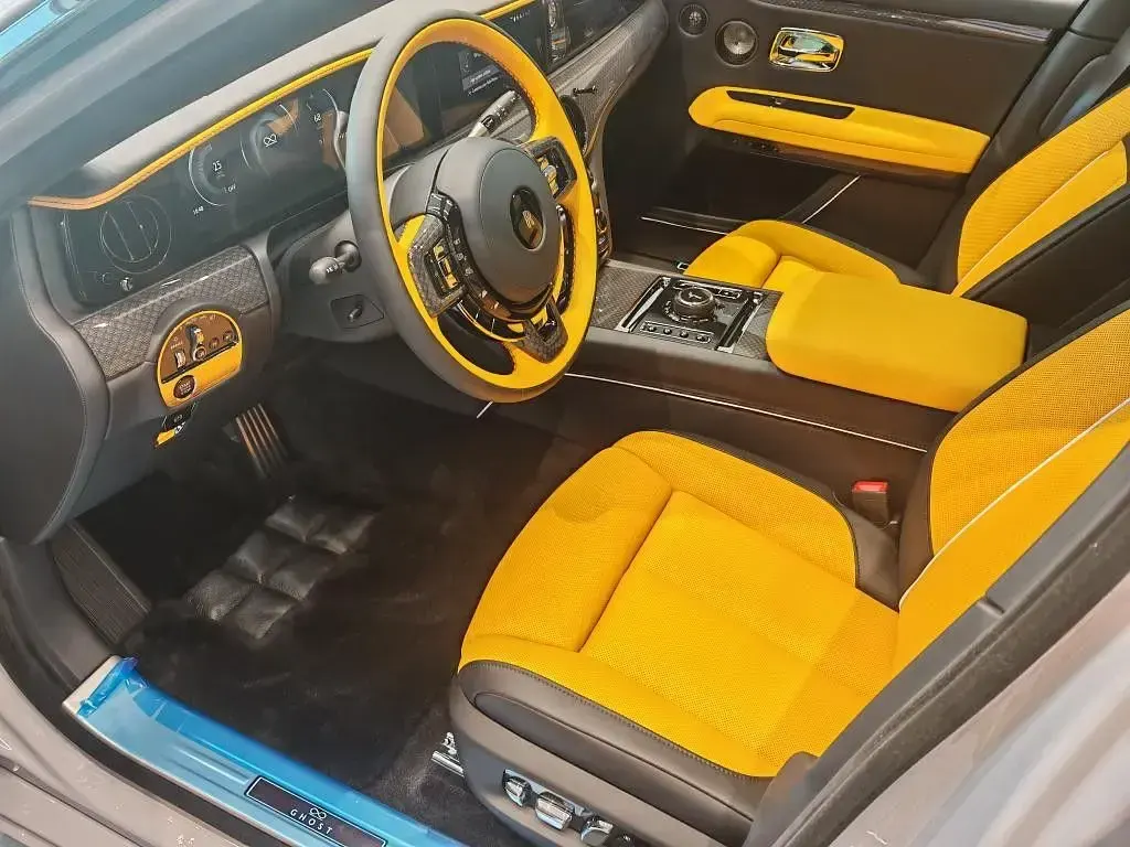 Neu Rolls Royce Ghost 544 PS (400 kW) 2026 Grau Limousine