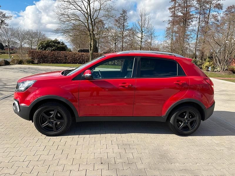 Rot Gebraucht 2017 Ssangyong Korando Sapphire SUV | 6.500 € (Superpreis) - Bild 1/4
