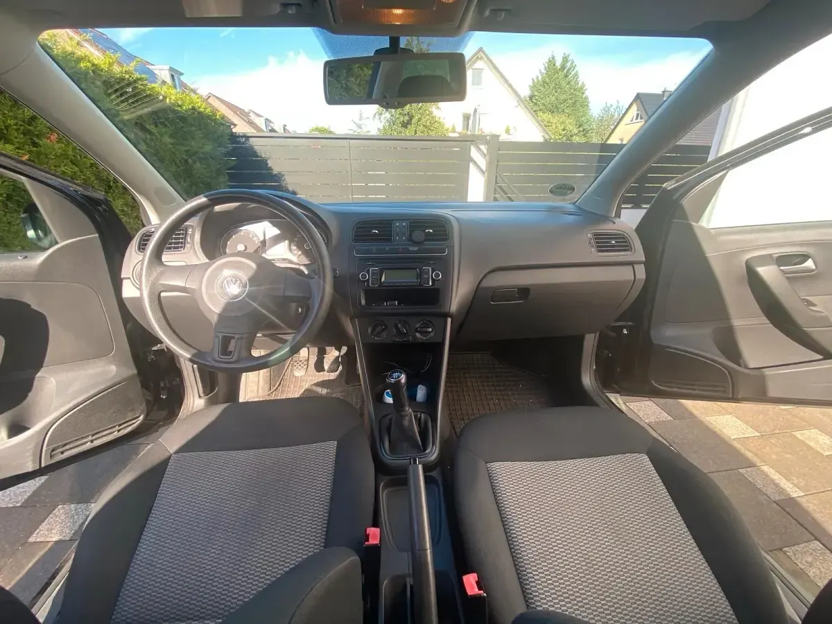 Gebraucht VW Polo Trendline 51 PS (37 kW) 2010 Schwarz Kleinwagen