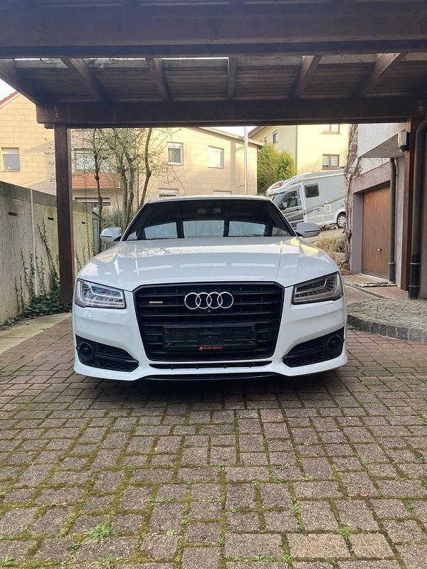 Second-hand Audi A8 Sport 385 CP (283 kW) 2017 Alb Berlinǎ