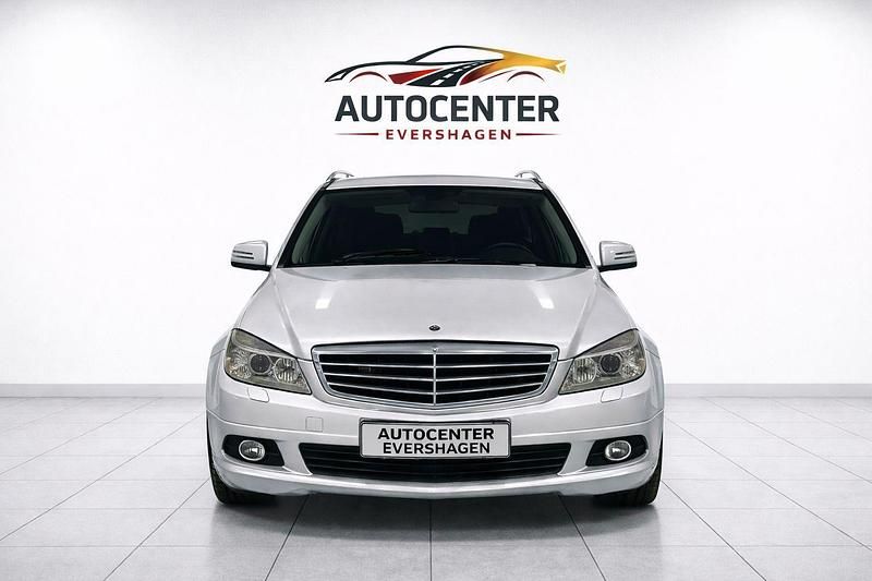 Gebraucht Mercedes C180 156 PS (114 kW) 2010 Silber Kombi