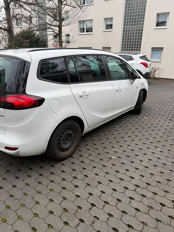 Gebraucht Opel Zafira 116 PS (85 kW) 2015 Weiß Van / Kleinbus