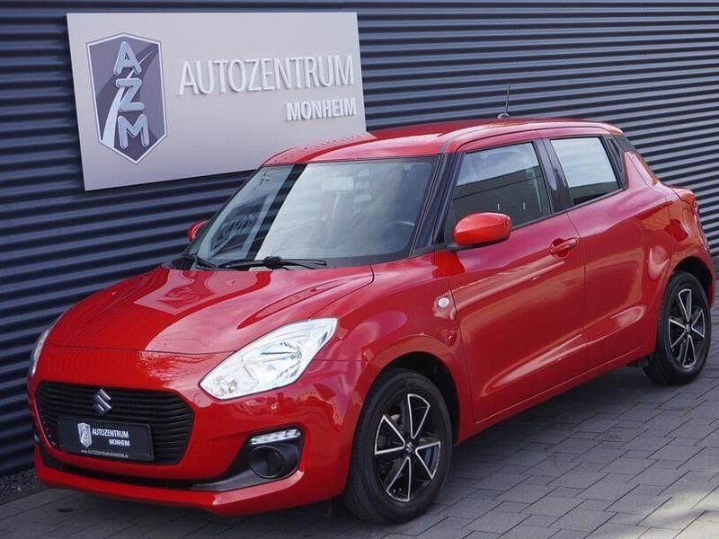 Gebraucht Suzuki Swift 90 PS (66 kW) 2018 Rot Kleinwagen