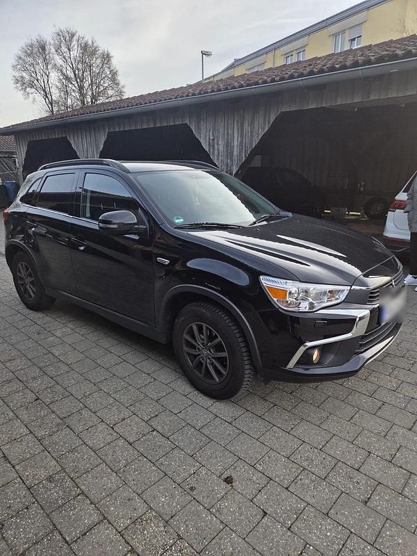 Gebraucht Mitsubishi ASX Plus 150 PS (110 kW) 2017 Schwarz SUV