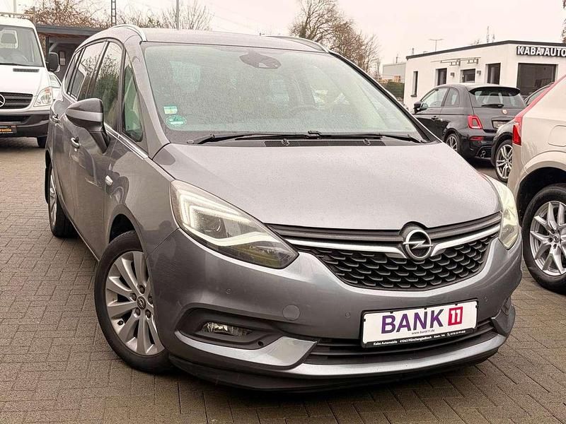 Gebraucht Opel Zafira Innovation 140 PS (102 kW) 2017 Licht grau m2 Van / Kleinbus