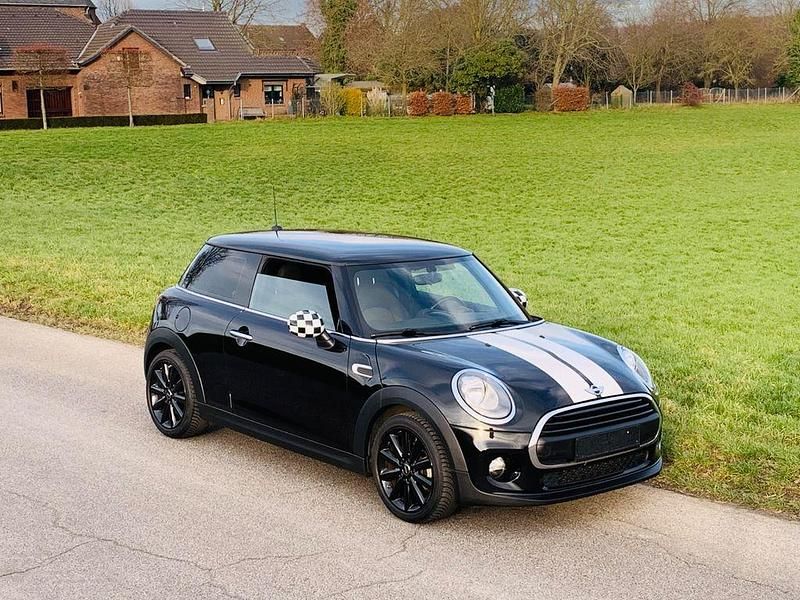 Gebraucht Mini ONE 75 PS (55 kW) 2017 Schwarz Kleinwagen