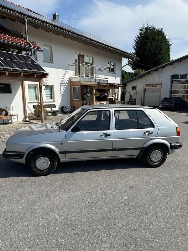Silber Gebraucht 1990 VW Golf II Kleinwagen | 2.800 € - Bild 1/4