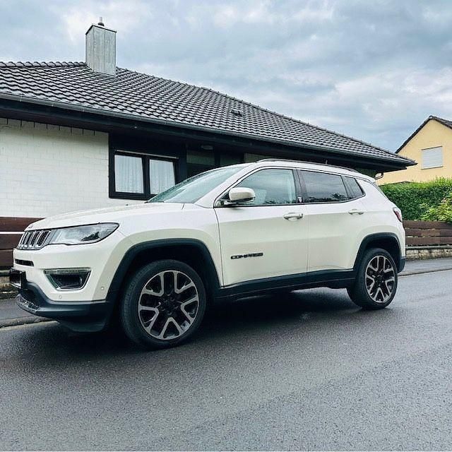 Gebraucht Jeep Compass Limited 170 PS (125 kW) 2020 Weiß SUV