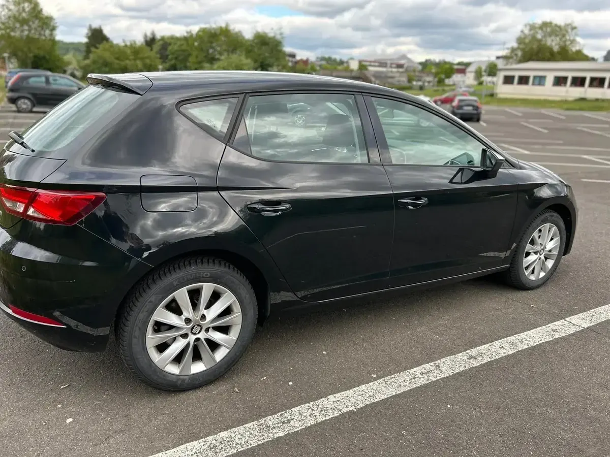 Gebraucht Seat Leon 115 PS (84 kW) 2017 Schwarz Limousine