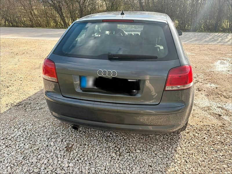 Gebraucht Audi A3 102 PS (75 kW) 2005 Grau Kleinwagen