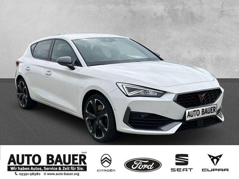Weiß Gebraucht 2021 Cupra Leon VZ Limousine | 23.990 € (Fairer Preis) - Bild 1/4