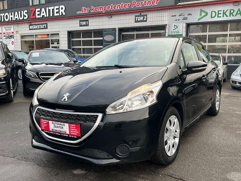 Gebraucht Peugeot 208 Access 68 PS (50 kW) 2014 Schwarz Kleinwagen