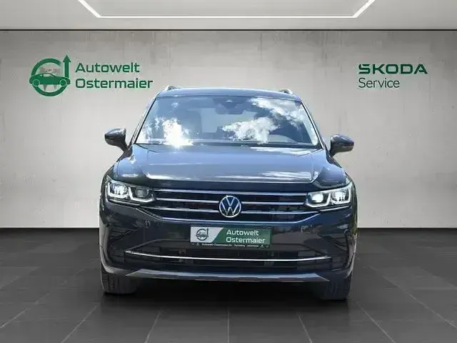 Gebraucht VW Tiguan Elegance 200 PS (147 kW) 2021 Grau SUV