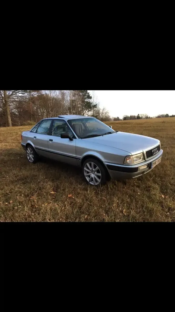 Gebraucht Audi 80 90 PS (66 kW) 1992 Silber Limousine