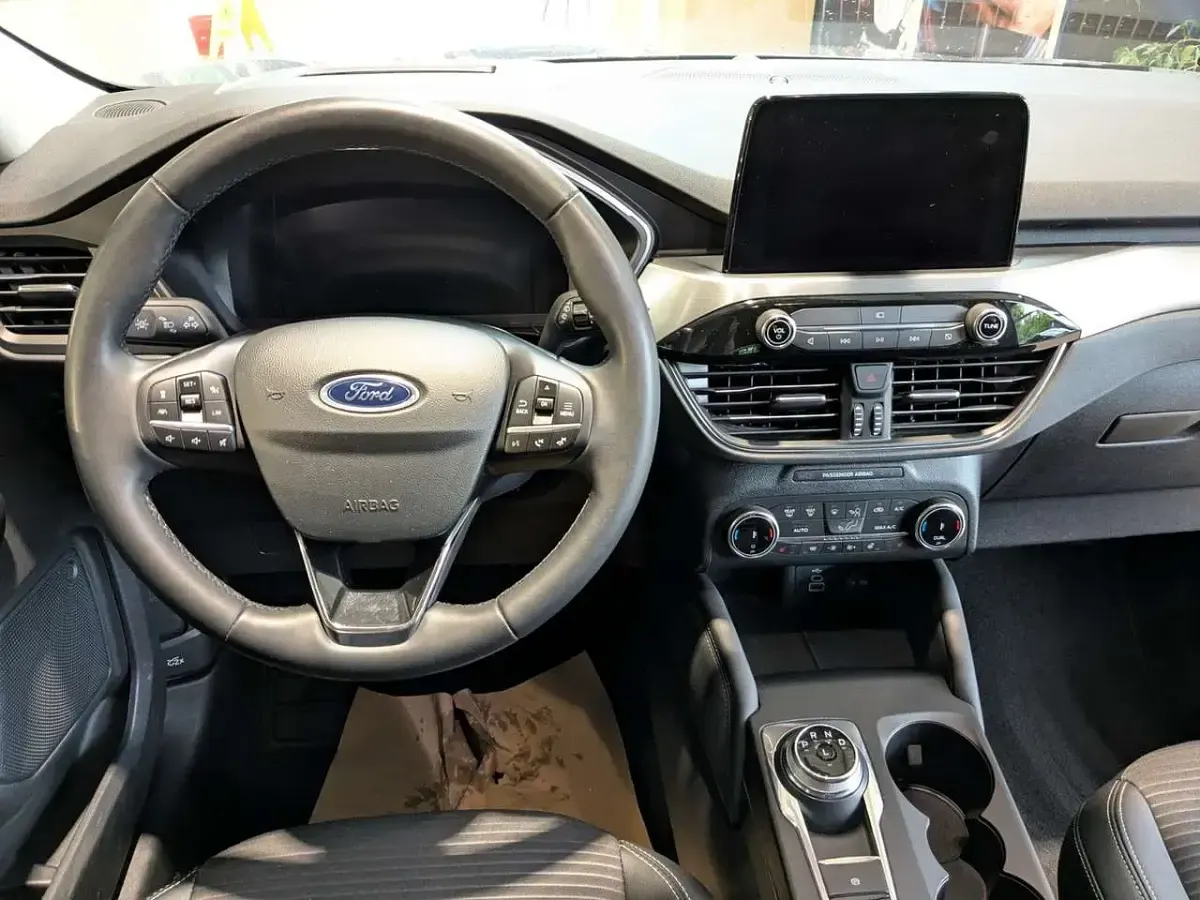Gebraucht Ford Kuga Titanium X 224 PS (164 kW) 2022 Mineralsilber metallic SUV