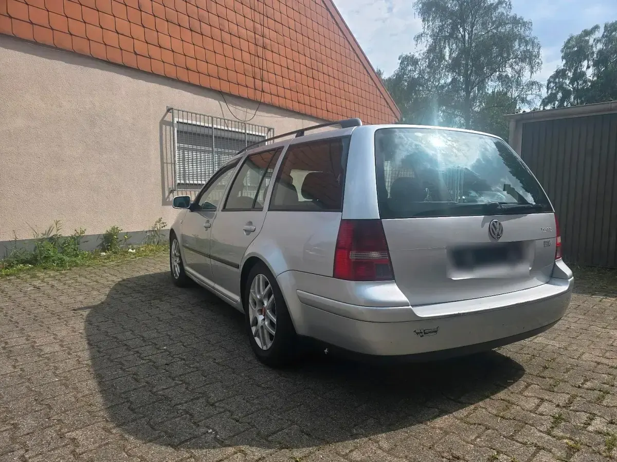 Gebraucht VW Golf IV 101 PS (74 kW) 2005 Silber Kombi