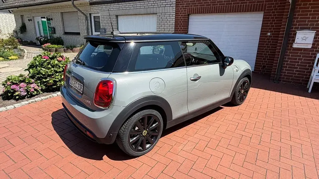 Gebraucht Mini Cooper SE 135 kW (184 PS) 2020 Grau Kleinwagen