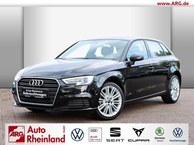Brillantschwarz Gebraucht 2018 Audi A3 Sportback Comfort Kleinwagen | 20.499 € (Teuer) - Bild 1/4