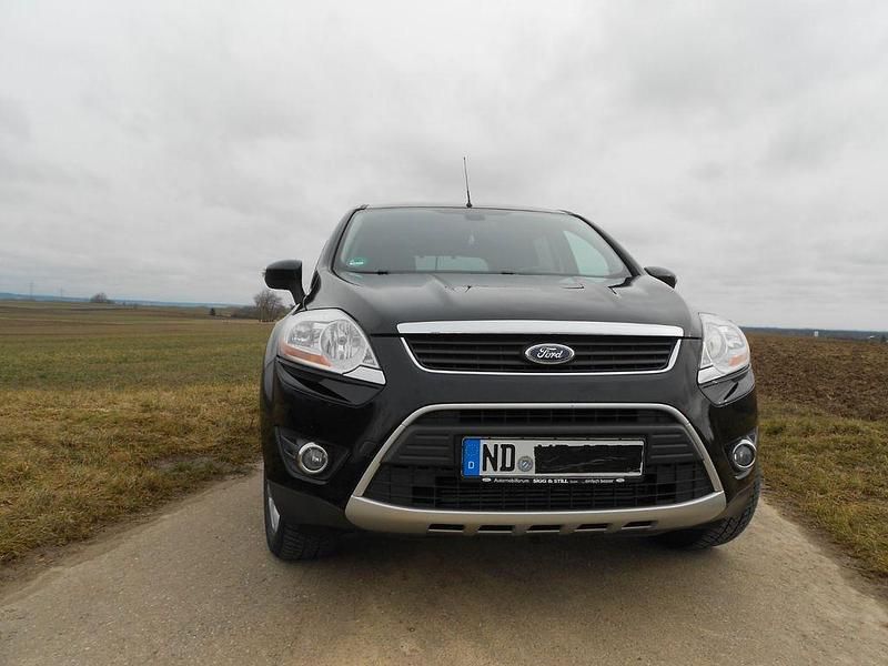 Gebraucht Ford Kuga Titanium 140 PS (102 kW) 2010 Schwarz SUV