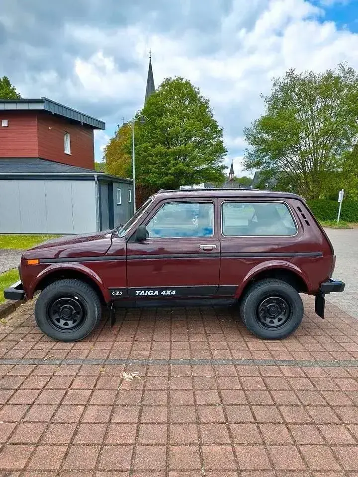 Gebraucht Lada Taiga 83 PS (61 kW) 2014 SUV