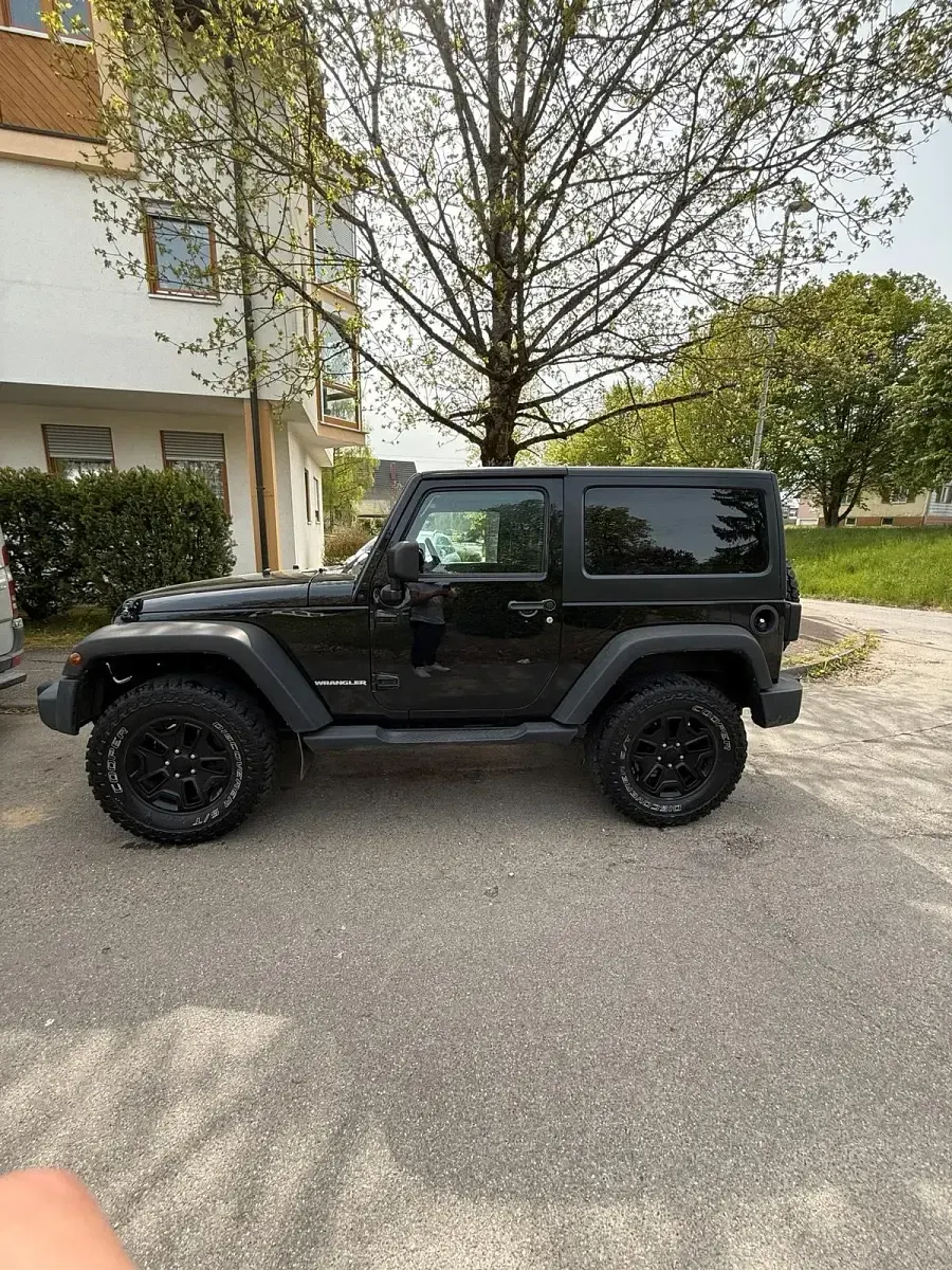 Gebraucht Jeep Wrangler 200 PS (147 kW) 2012 Schwarz SUV