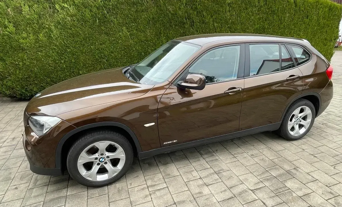 Gebraucht BMW X1 150 PS (110 kW) 2010 Braun SUV