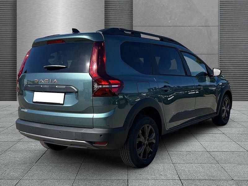 Neu Dacia Jogger Extreme 110 PS (80 kW) 2025 Grün Van / Kleinbus