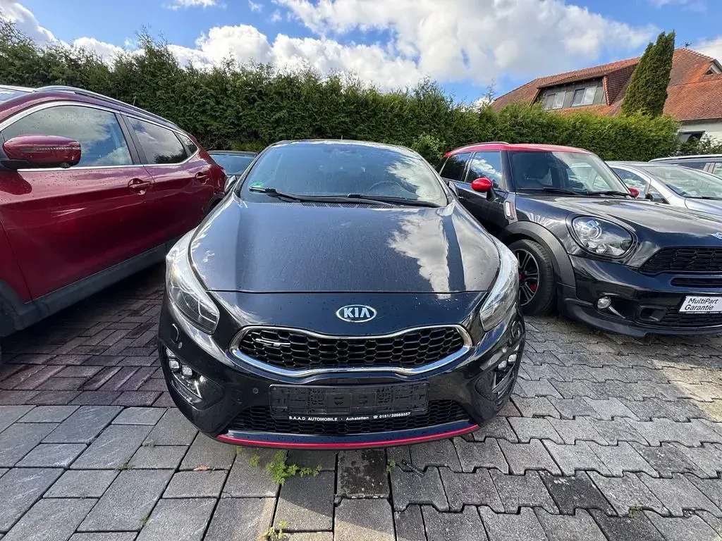 Gebraucht Kia Ceed GT-Track 204 PS (150 kW) 2014 Schwarz Kleinwagen