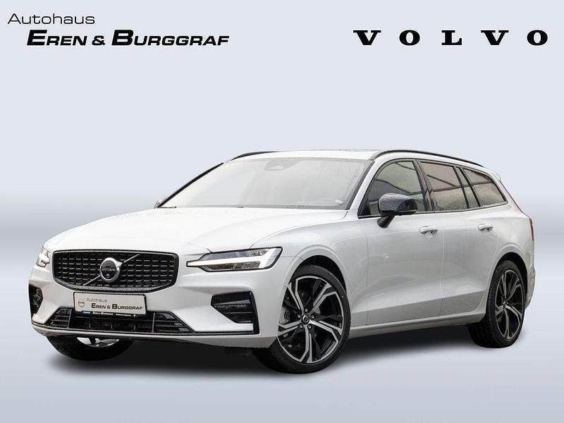 Weiß Neu 2025 Volvo V60 Plus Kombi | 54.890 € (Teuer) - Bild 1/4