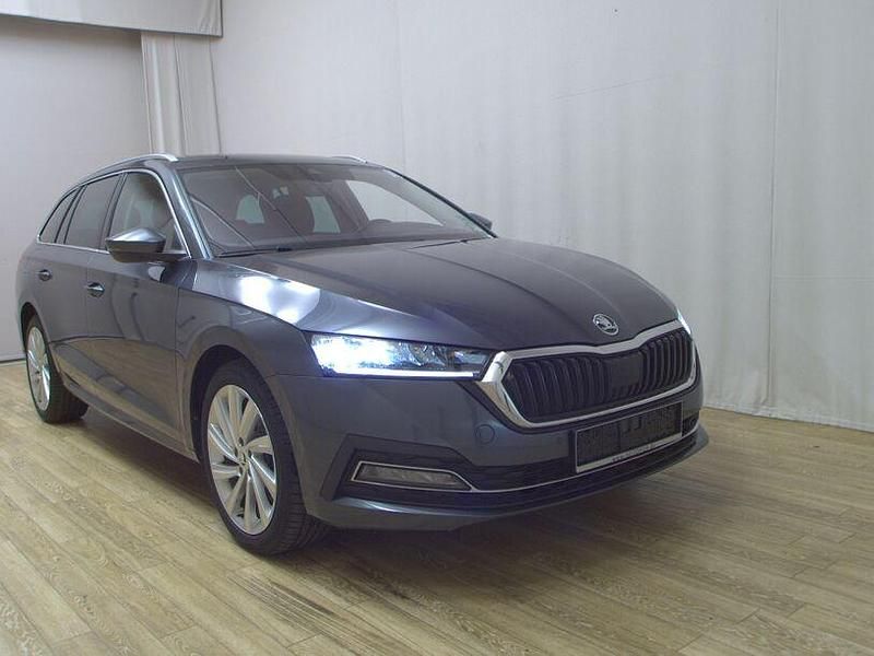 Second-hand Skoda Octavia Style 204 CP (150 kW) 2021 Gri Break