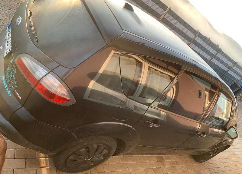 Gebraucht Ford S-MAX Titanium 140 PS (102 kW) 2009 Schwarz Van / Kleinbus