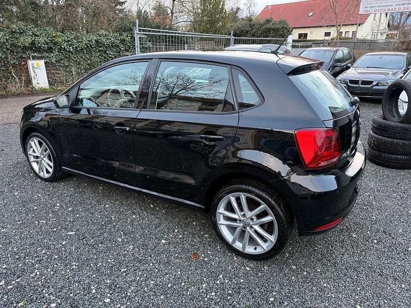 Gebraucht VW Polo Highline 105 PS (77 kW) 2015 Schwarz Limousine