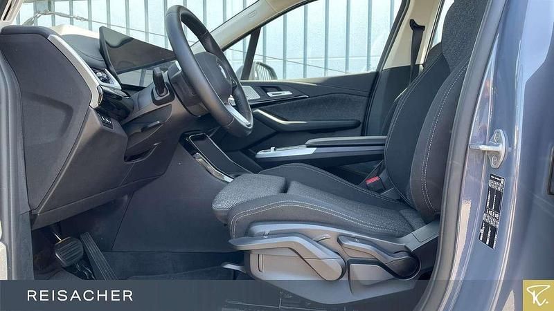 Gebraucht BMW 218 Efficient Dynamics 136 PS (100 kW) 2024 Sparkling kupfergrau metallic Van / Kleinbus