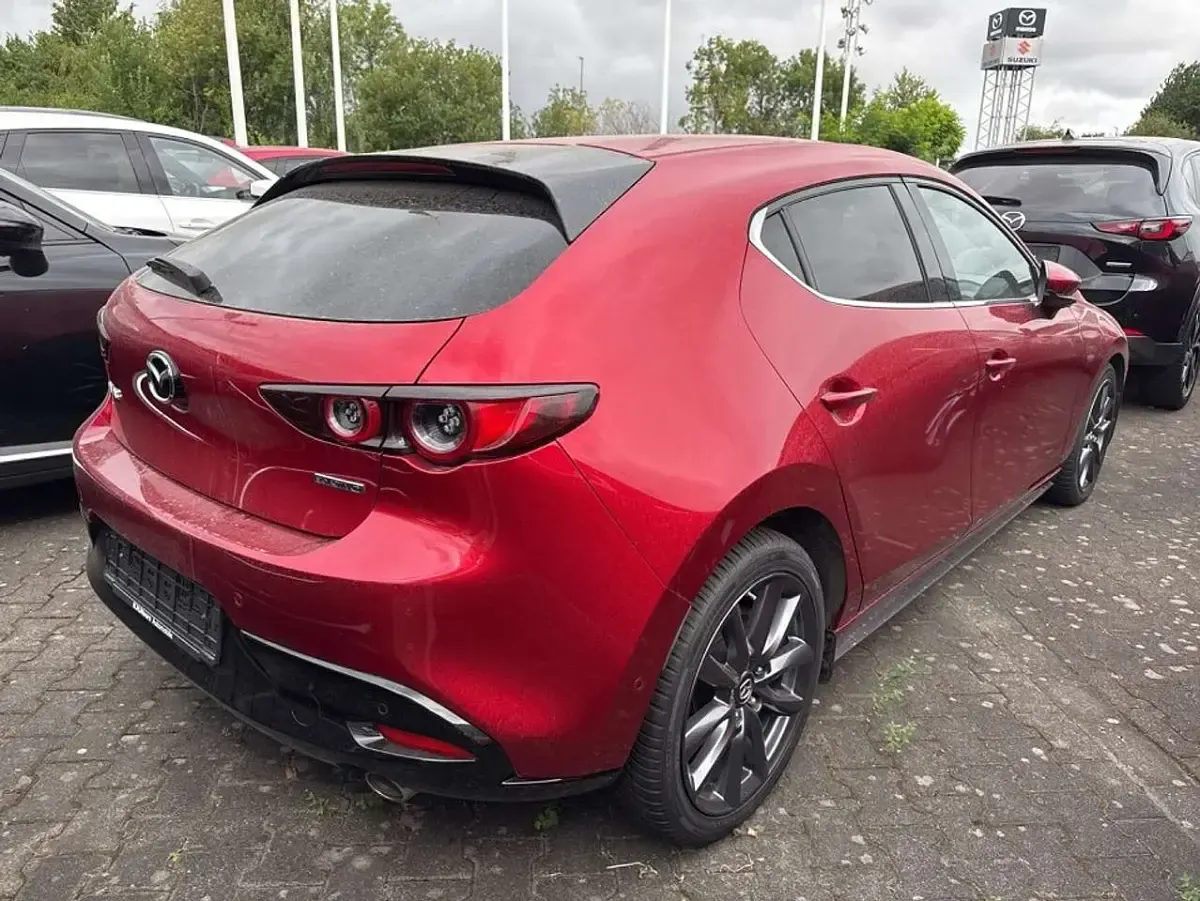 Gebraucht Mazda 3 Selection 140 PS (102 kW) 2019 Soul red crystal Limousine