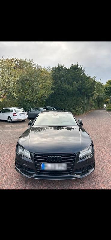 Schwarz Gebraucht 2010 Audi A7 S-Line Coupé | 9.500 € - Bild 1/4