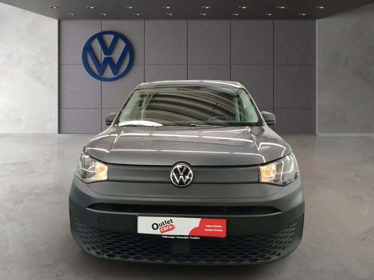 Gebraucht VW Caddy Maxi 122 PS (89 kW) 2023 Grau Van / Kleinbus