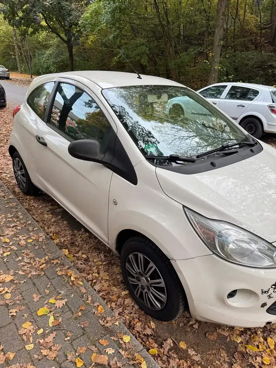 Gebraucht Ford Ka 56 PS (41 kW) 2011 Weiß Kleinwagen