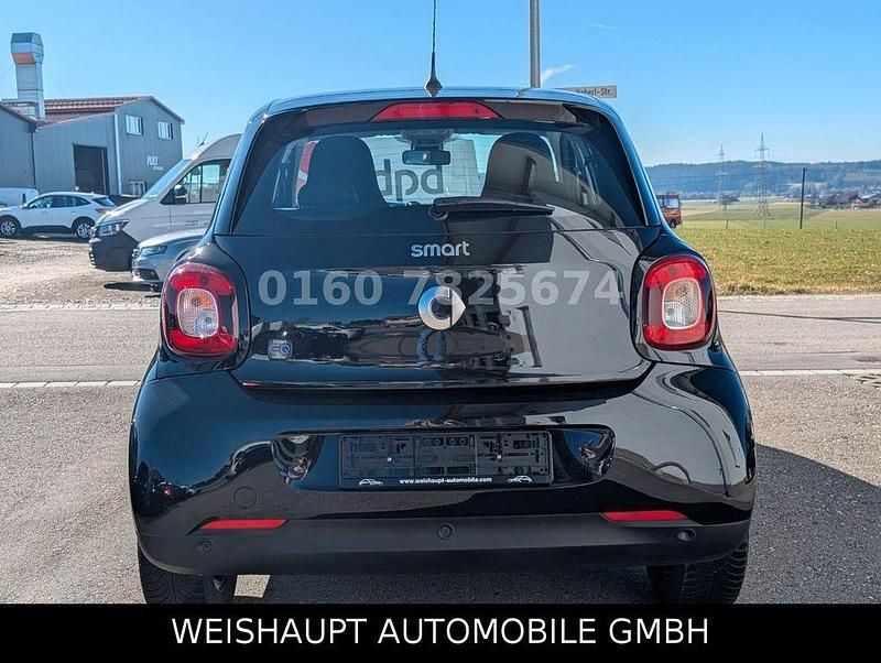 Gebraucht Smart ForFour Electric Drive 60 kW (82 PS) 2021 Schwarz Kleinwagen