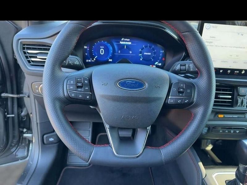 Second-hand Ford Focus 2024 Gri Berlinǎ