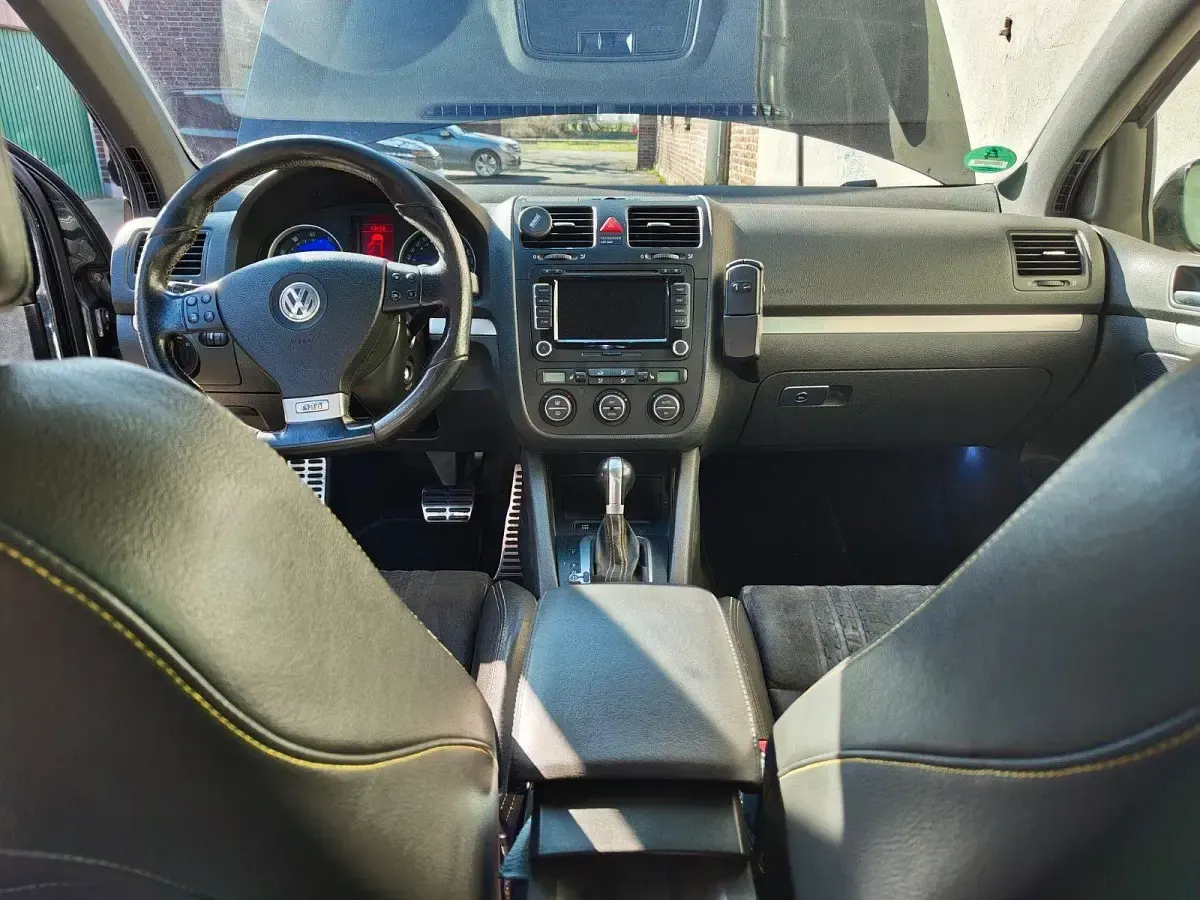 Gebraucht VW Golf V Edition 230 PS (169 kW) 2008 Schwarz Limousine