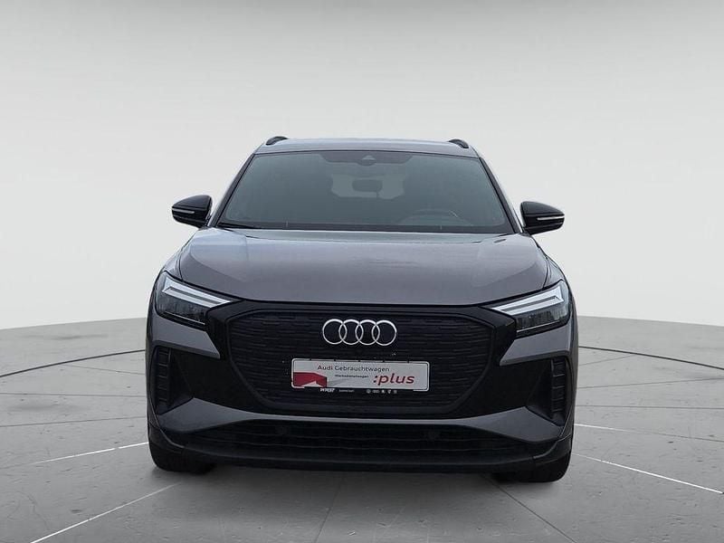 Gebraucht Audi Q4 e-tron S-Line 150 kW (204 PS) 2022 Taifungrau metallic SUV
