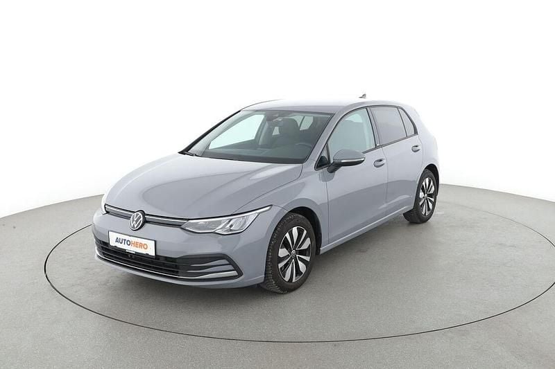 Grau Gebraucht 2024 VW Golf VIII Move Limousine | 23.110 € (Guter Preis) - Bild 1/3