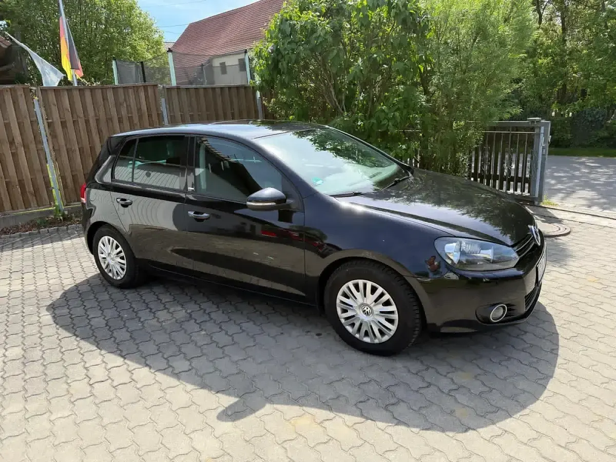 Gebraucht VW Golf VII Style 122 PS (89 kW) 2012 Schwarz Kleinwagen