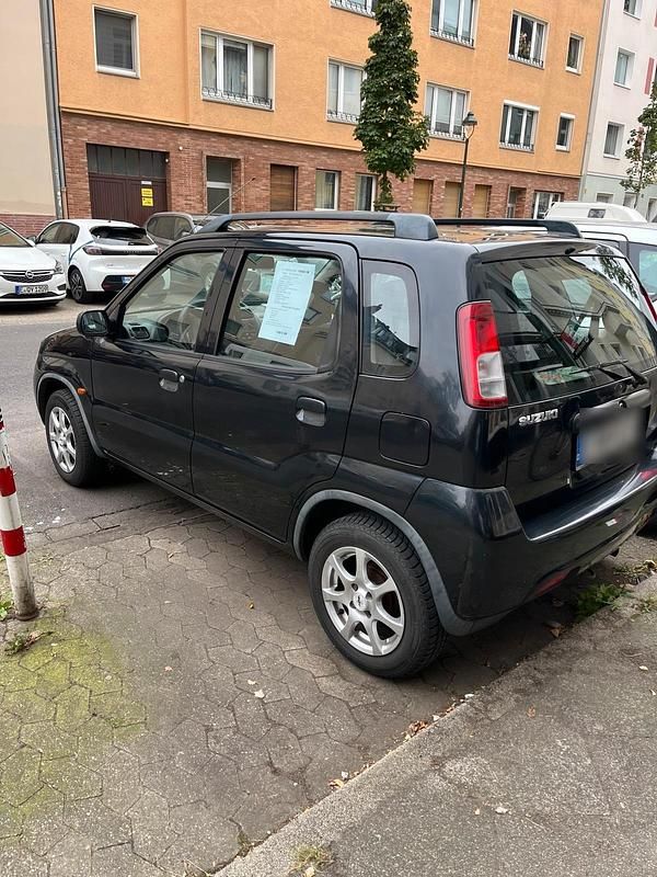 Schwarz Gebraucht 2002 Suzuki Ignis Kleinwagen | 1.690 € - Bild 1/4