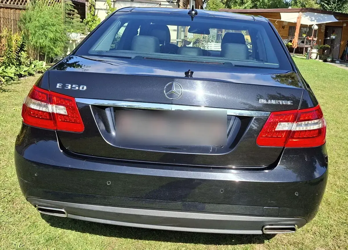 Gebraucht Mercedes E350 Avantgarde 211 PS (155 kW) 2012 Schwarz Limousine
