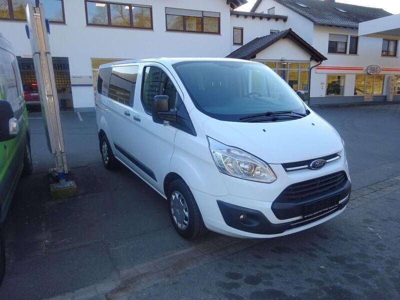 Gebraucht Ford Transit Custom Trend 131 PS (96 kW) 2017 Frostweiß Van