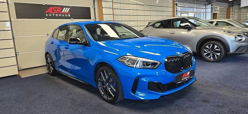 Gebraucht BMW M135 Performance 306 PS (225 kW) 2022 Blau Kleinwagen
