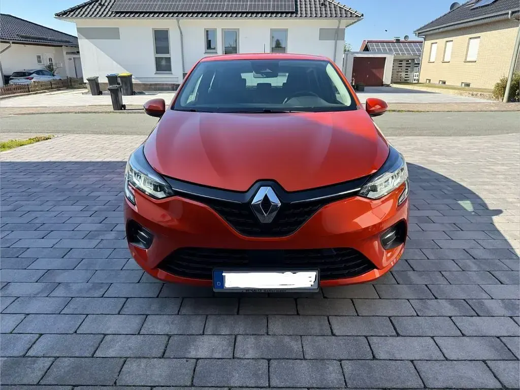 Gebraucht Renault Clio V Experience 73 PS (53 kW) 2020 Orange Limousine