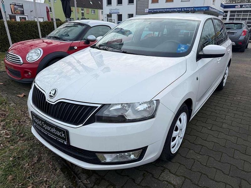 Gebraucht Skoda Rapid Ambition 86 PS (63 kW) 2014 Candyweiss Kleinwagen